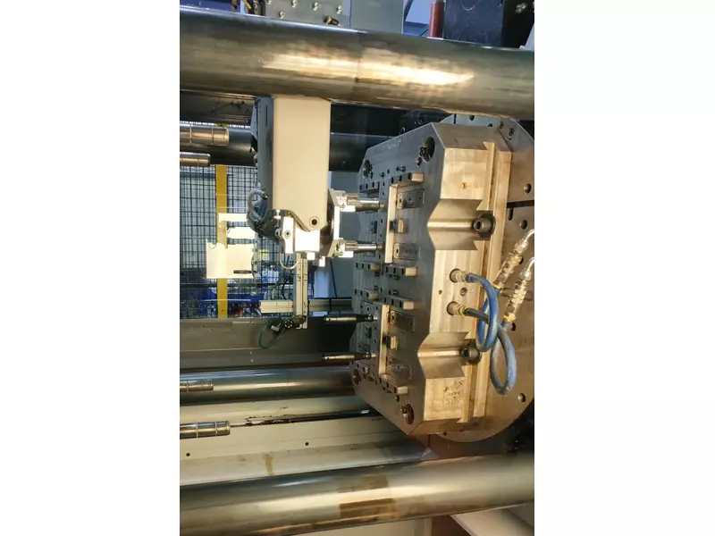 Stampo impugnatura.webp